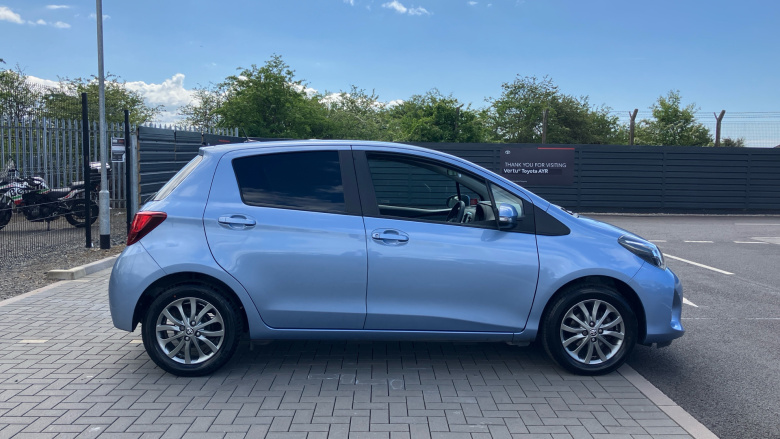 Toyota Yaris 1.33 VVT-i Icon 5dr Petrol Hatchback